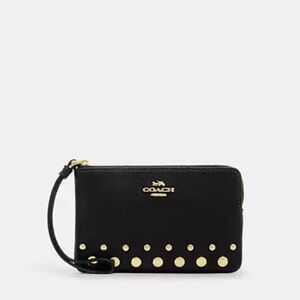 NWT - Coach Corner Zip Wristlet With Rivets - Gold/Black